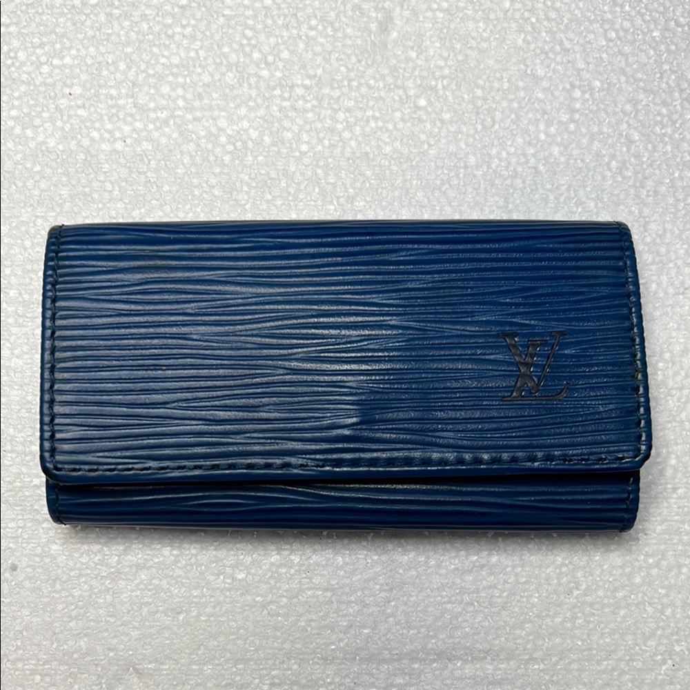 LOUIS VUITTON Blue EPI Key 🔑 Wallet